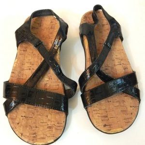 Vionic Orthoheel Sandals